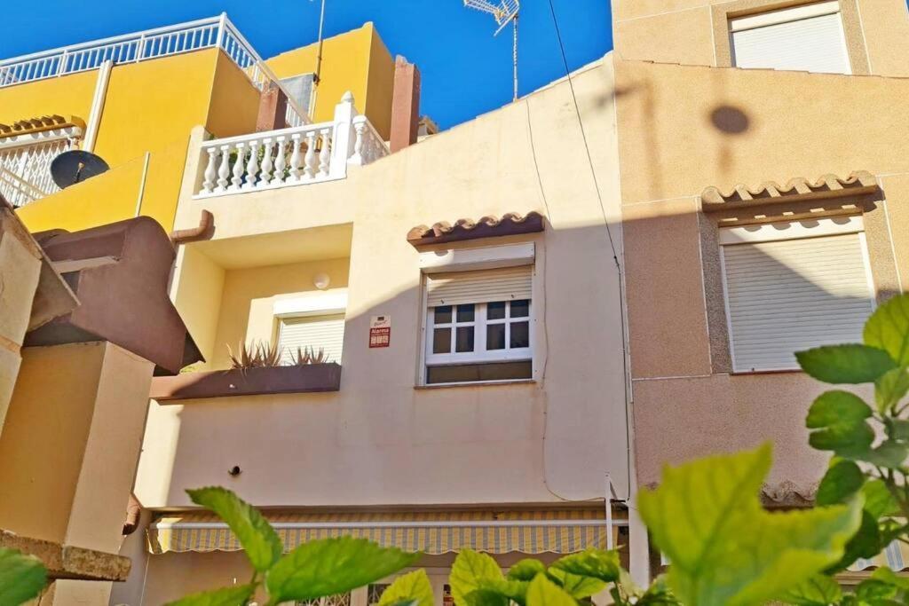 Mar Azul Adosado, Patio Y Solarium Apartamento Torrevieja Exterior foto